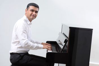 Dynamic Adult Pianist