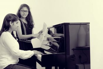 Dynamic Junior Pianist